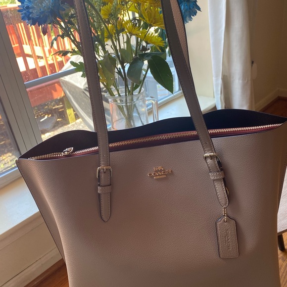 Coach beige or tan color Leather Tote Bag - Picture 1 of 7